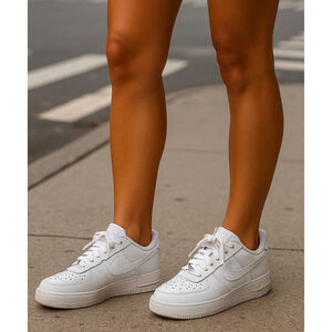 Nike Air Force 1 Low White Leather Sneakers Classic 90s 2000s Streetwear 7.5 Y2K